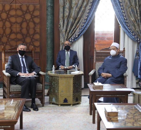  شيخ الأزهر: قلقون من تصاعد الأنشطة العدائية لليمين المتطرف في الغرب