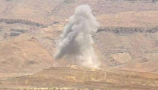 طيران التحالف يدك مخزن صواريخ للحوثيين في حجة
