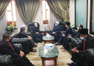 مفتي مصر يستقبل نظيره في ماليزيا لبحث أوجه التعاون المشترك