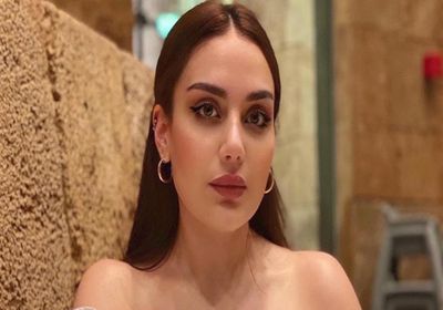 نجلة هيفاء وهبي تتلقى لقاح كورونا في الكويت (فيديو)