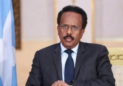 الرئيس الصومالي يتلقى الجرعة الأولى من لقاح كورونا