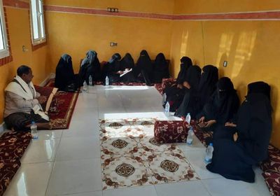 القدومي يشدد على دور الشرطة النسائية في سقطرى