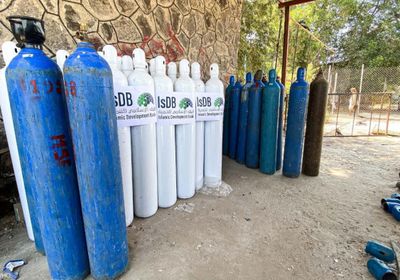 "الصحة العالمية" تواجه تفشي كورونا بـ 700 أسطوانة أكسجين