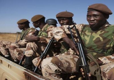 مقتل 11 جنديًا بمالي في كمين إرهابي