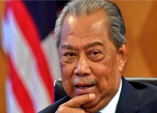  رئيس الوزراء الماليزي بعد تلقيه الجرعة الثانية من لقاح كورونا: استبعد الإغلاق