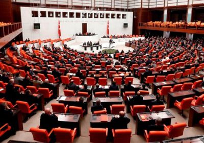  البرلمان التركي يلغي عضوية نائبًا مؤيدًا للأكراد