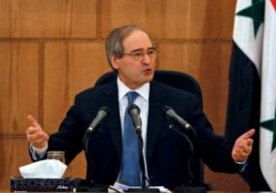  وزير الخارجية السوري يصل إلى سلطنة عمان
