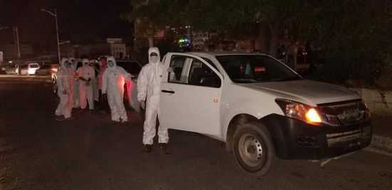 لمواجهة كورونا.. حملة رش وقائي لتعقيم المكلا