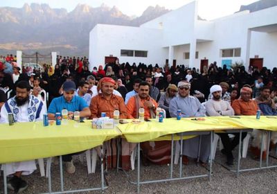 برعاية خليفة الإنسانية.. الاحتفاء بعيد الأم بمدرسة عطايا بسقطرى