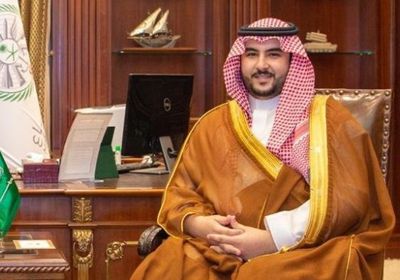 خالد بن سلمان: المبادرة السعودية فرصة للحوثيين