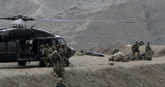 عن الانسحاب.. الناتو: كل الخيارات مفتوحة في أفغانستان