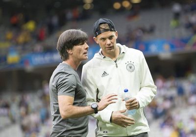 نوير يأمل في رحيل لوف عن تدريب ألمانيا بـ &laquo;هدية كبيرة&raquo;