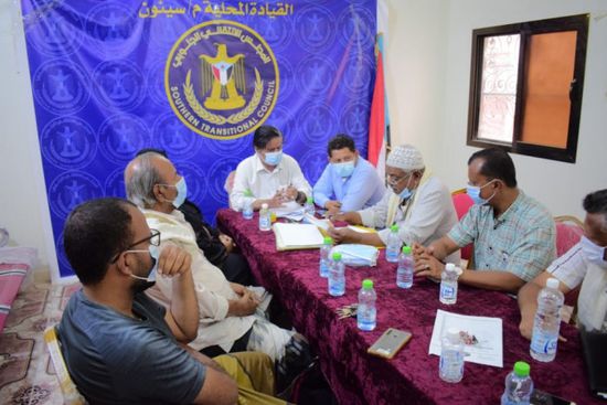 رئيس "انتقالي سيئون" يدعو لتعزيز الأداء الإداري