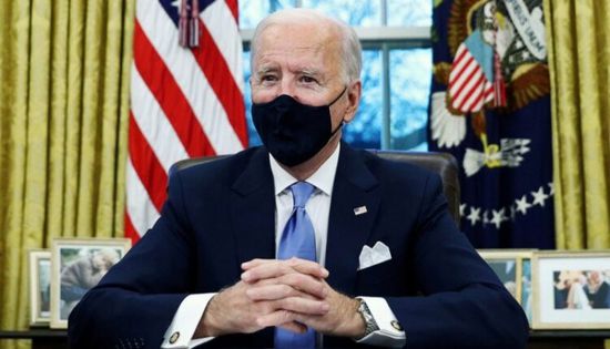 الرئيس الأمريكي يدعو إلى حظر البنادق الهجومية