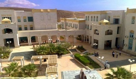 "اتحاد طلبة جامعة حضرموت" يعلق دعواته التصعيدية