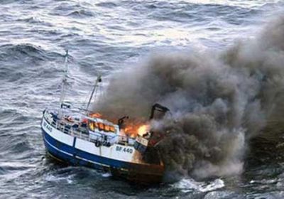 مصرع 60 شخصًا واختفاء مثلهم في احتراق مركب بليبيا