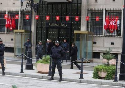 في عمليات أمنية متفرقة.. الداخلية التونسية تقبض على عنصرين إرهابيين