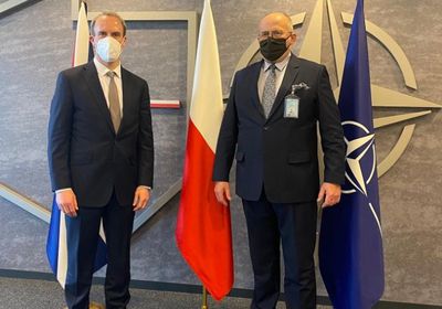 بريطانيا تعلن نشر قوات عسكرية في بولندا