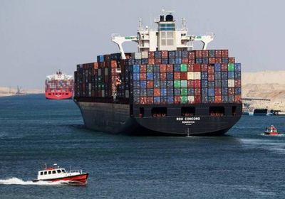  مصر تُعلن تعليق حركة الملاحة في قناة السويس مؤقتًا