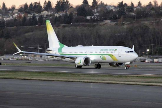 مجهول يختطف طائرة موريتانية ويهدد بتفجيرها