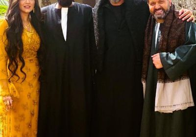 إدوارد مع أمير كرارة ومي عمر في كواليس "نسل الأغراب"