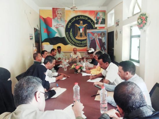 انتقالي الضالع يستعرض التقارير الخدمية بالمحافظة  