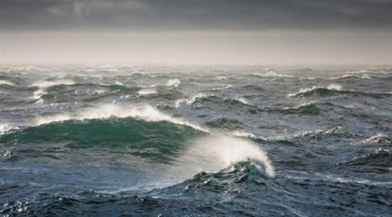 تحذيرات من الإبحار في السواحل الجنوبية غدًا