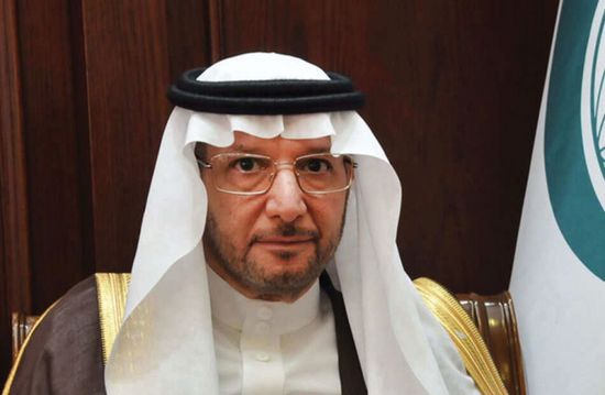 أدان الحوثيين.. العثيمين يؤيد تدابير السعودية لمواجهة المليشيا