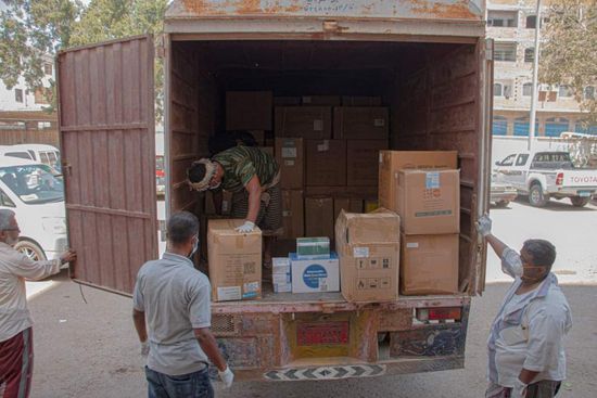 "صندوق السكان" يدعم "الصداقة التعليمي" بمعدات لمكافحة كورونا