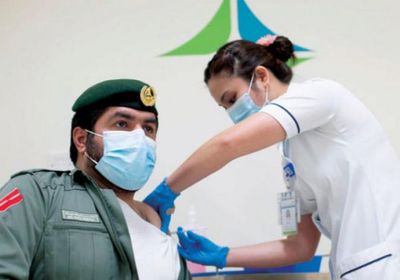 الإمارات تتخطى حاجز 8 ملايين جرعة من لقاح كورونا