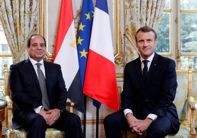 الرئيس المصري يؤكد لماكرون ضرورة خروج المرتزقة ووقف التدخل في ليبيا