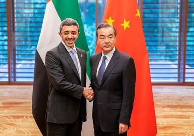 الشيخ عبد الله بن زايد ووزير خارجية الصين يطلقان مشروع علوم الحياة وتصنيع اللقاحات في دولة الإمارات"