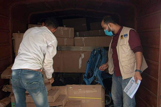 معدات وأجهزة طبية لـ9 مرافق صحية بالضالع