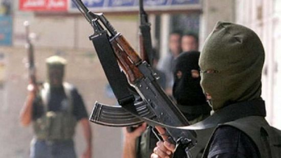 مسلحون يعتدون على منزل مسؤول إيراني