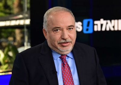 ليبرمان يعلن ترشيحه يائير لابيد لرئاسة الحكومة الإسرائيلية