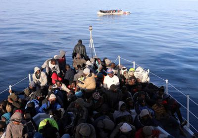 إنقاذ 480 مهاجرًا من الهجرة غير الشرعية بـ ليبيا