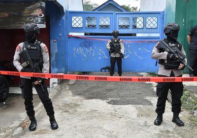 الشرطة الإندونيسية تعثر على متفجرات لها علاقة بالهجوم الانتحاري الأخير