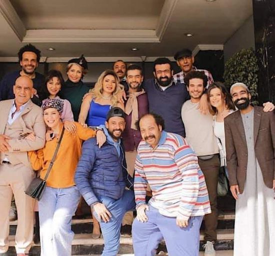 من داخل "المصعد".. نجلاء بدر تنشر فيديو من كواليس "بين السما والأرض"