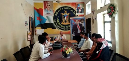 "انتقالي الضالع" يناقش جهود نقابة الصيادلة الصحية والرقابية