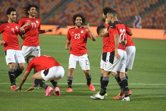 المنتخب المصري يصالح الجماهير برباعية في جزر القمر وينفرد بصدارة المجموعة