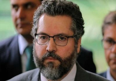 استقالة وزير الخارجية البرازيلي من منصبه