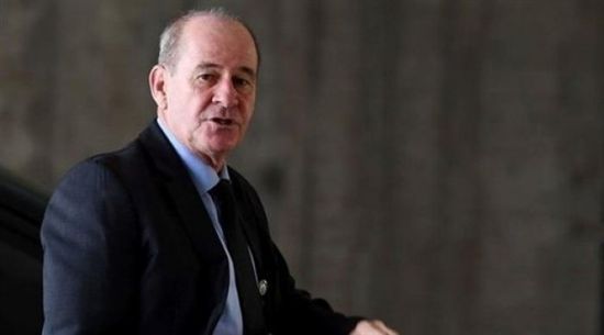 بعد الخارجية.. وزير الدفاع البرازيلي يقدم استقالته 