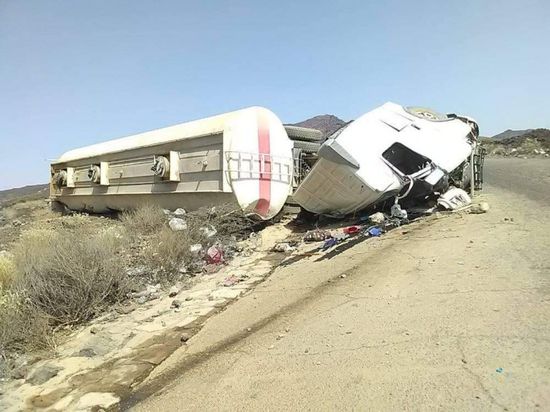 انقلاب قاطرة وقود بمرتفعات جبال العرقوب