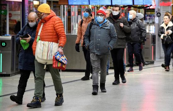 السويد تسجل 16427 إصابة جديدة بكورونا منذ الجمعة الماضية وحتى اليوم