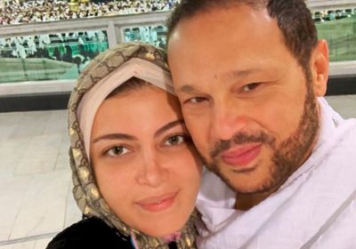 من داخل الحرم المكي.. ريهام حجاج مع زوجها في ظهور جديد