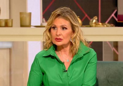 رسالة مؤثرة من يسرا لجومانا مراد بعد وفاة ابنة الأخيرة