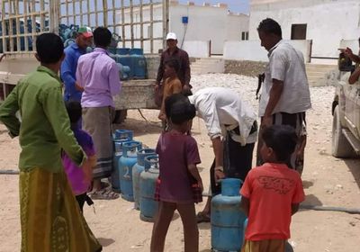 خليفة الإنسانية تُزود جنوب وغرب سقطرى بالغاز