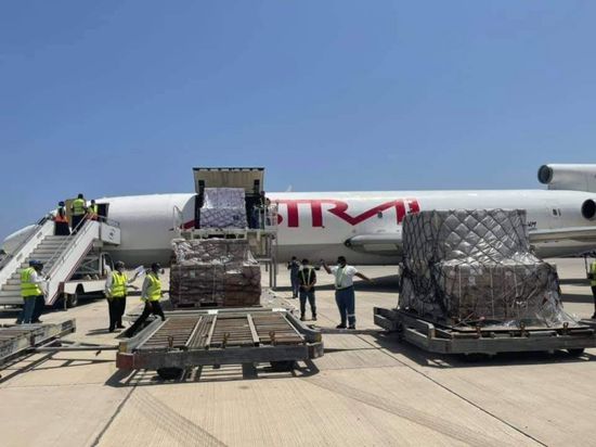 وصول أول شحنة من لقاحات كورونا إلى عدن