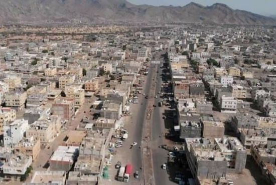 إصابة طفل بلحج برصاصة من سلاح والده