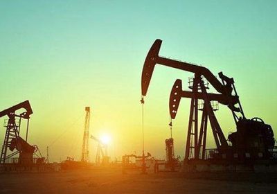 2 %.. انخفاض أسعار النفط بختام تداولات الأربعاء